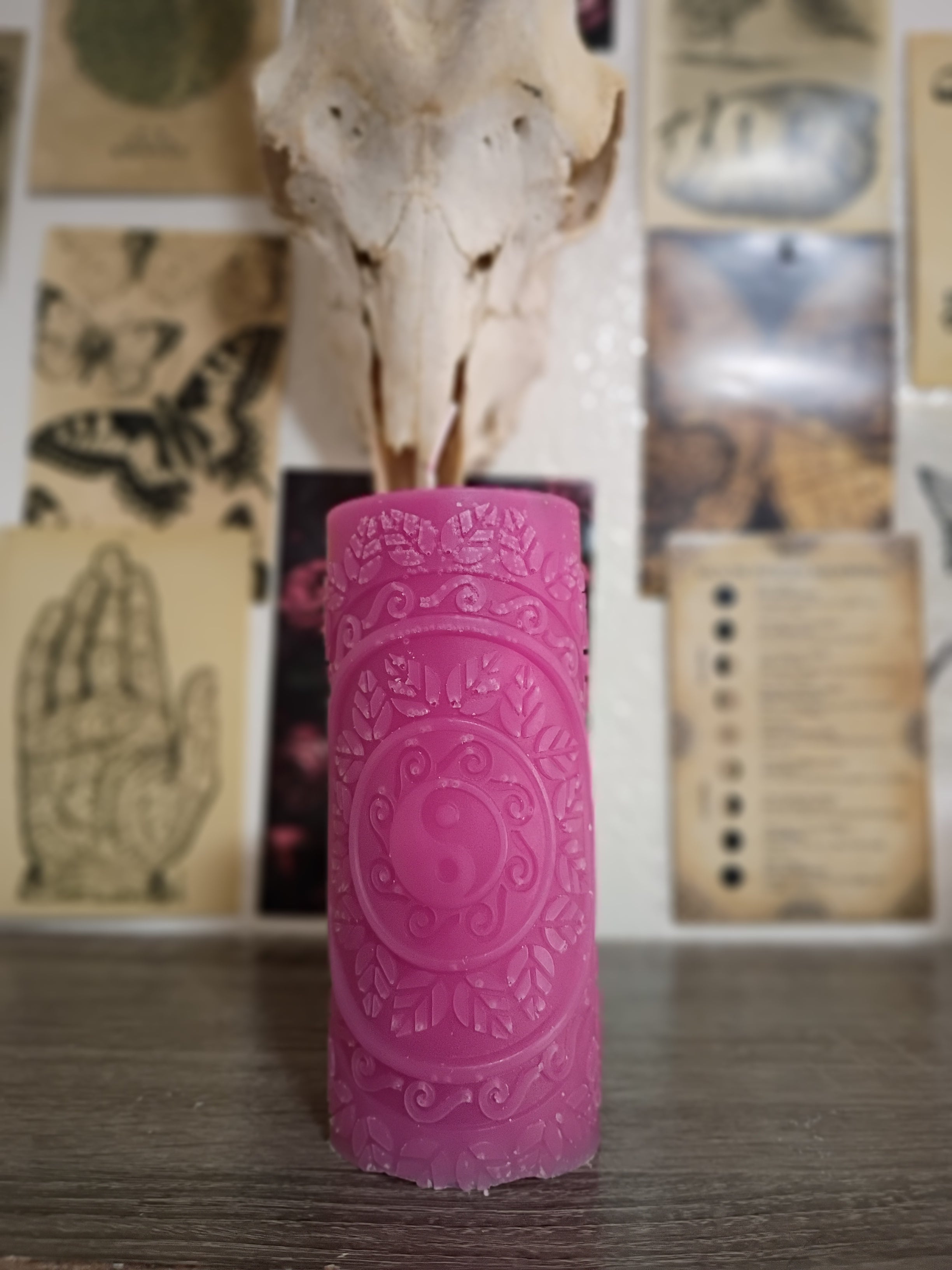 Ying Yang pillar candle