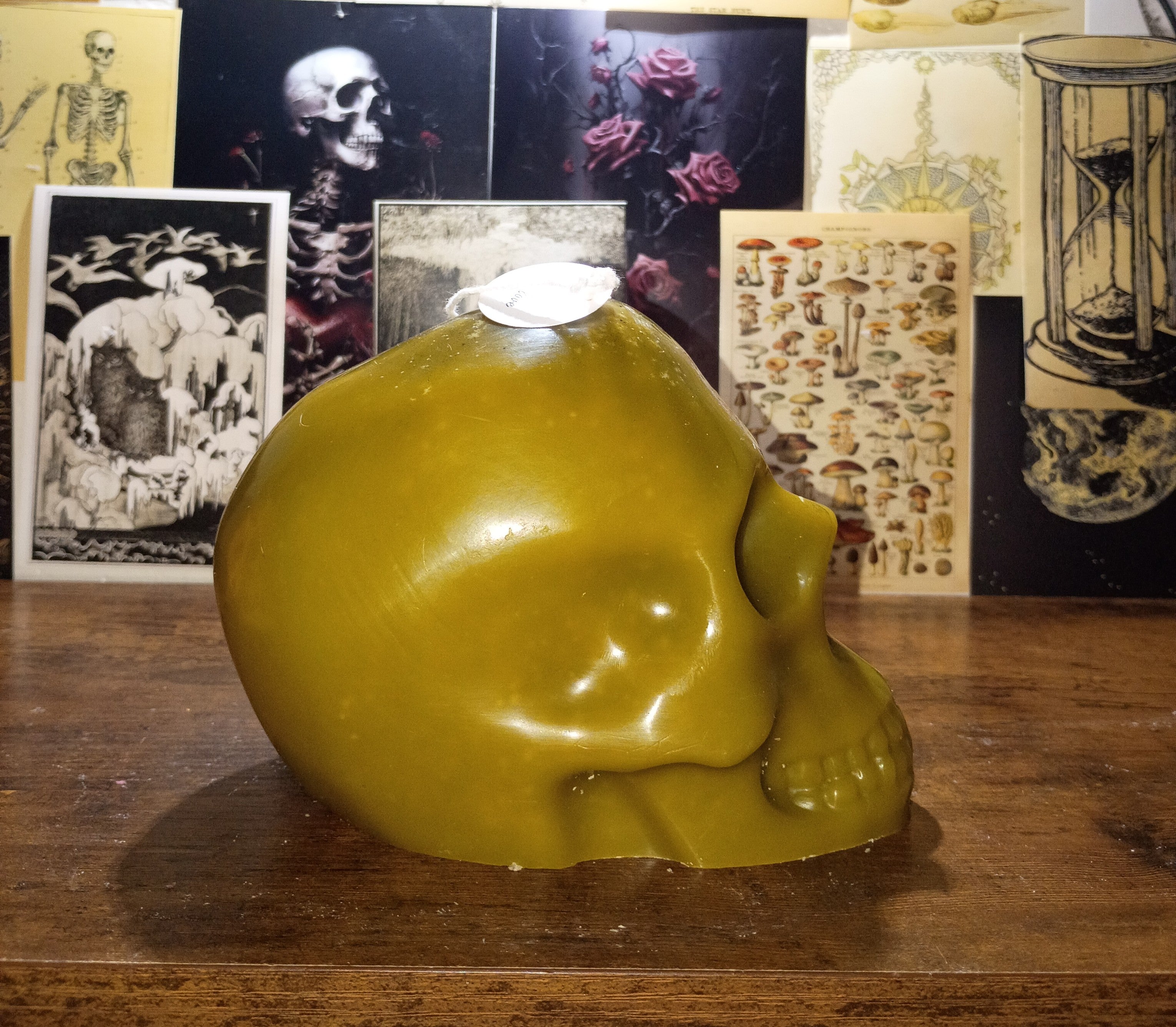 Big skull candles